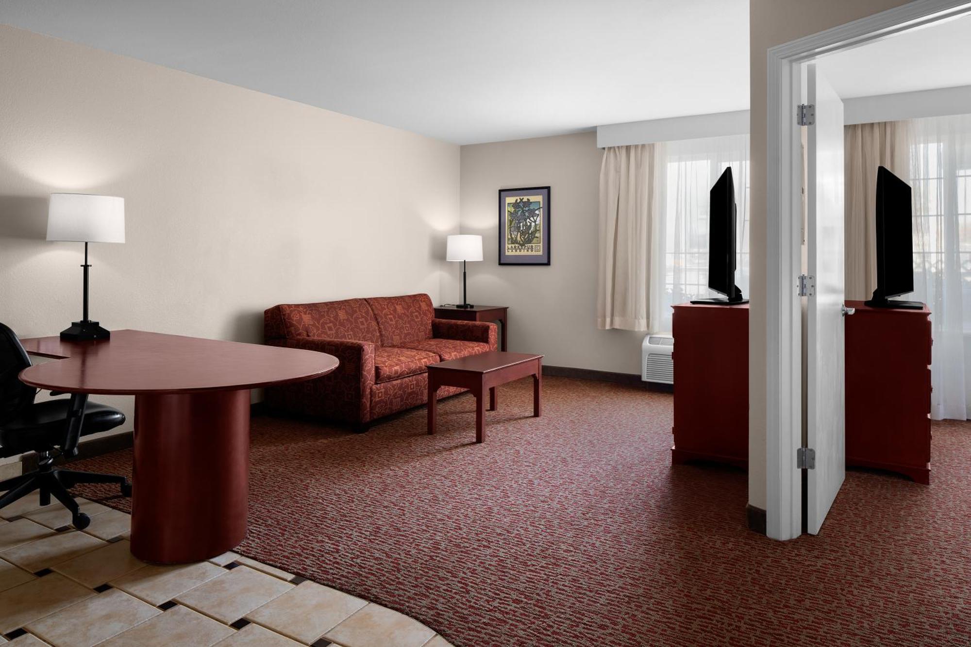 Larkspur Landing Extended Stay Suites Милпитас Екстериор снимка