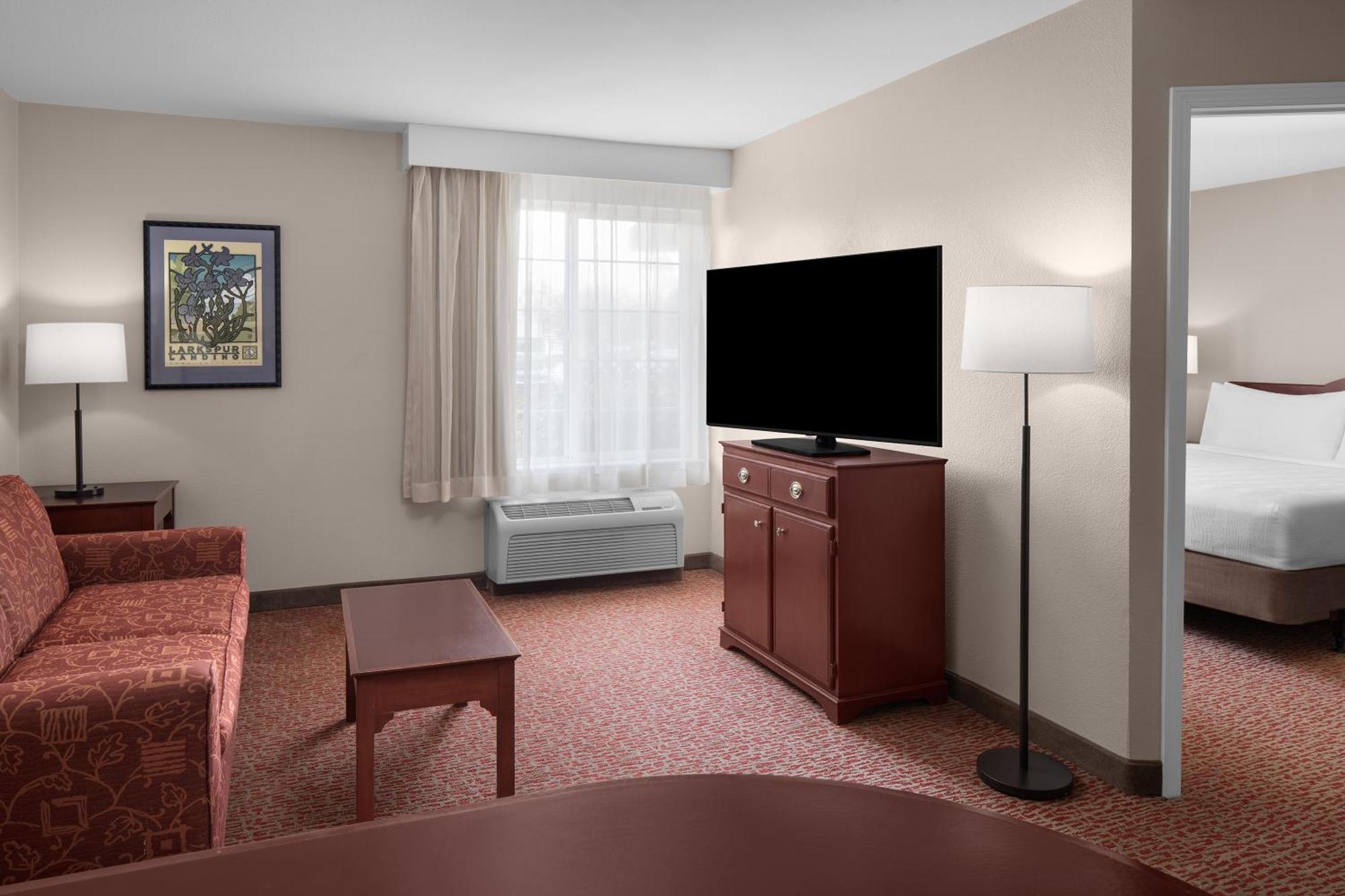 Larkspur Landing Extended Stay Suites Милпитас Екстериор снимка